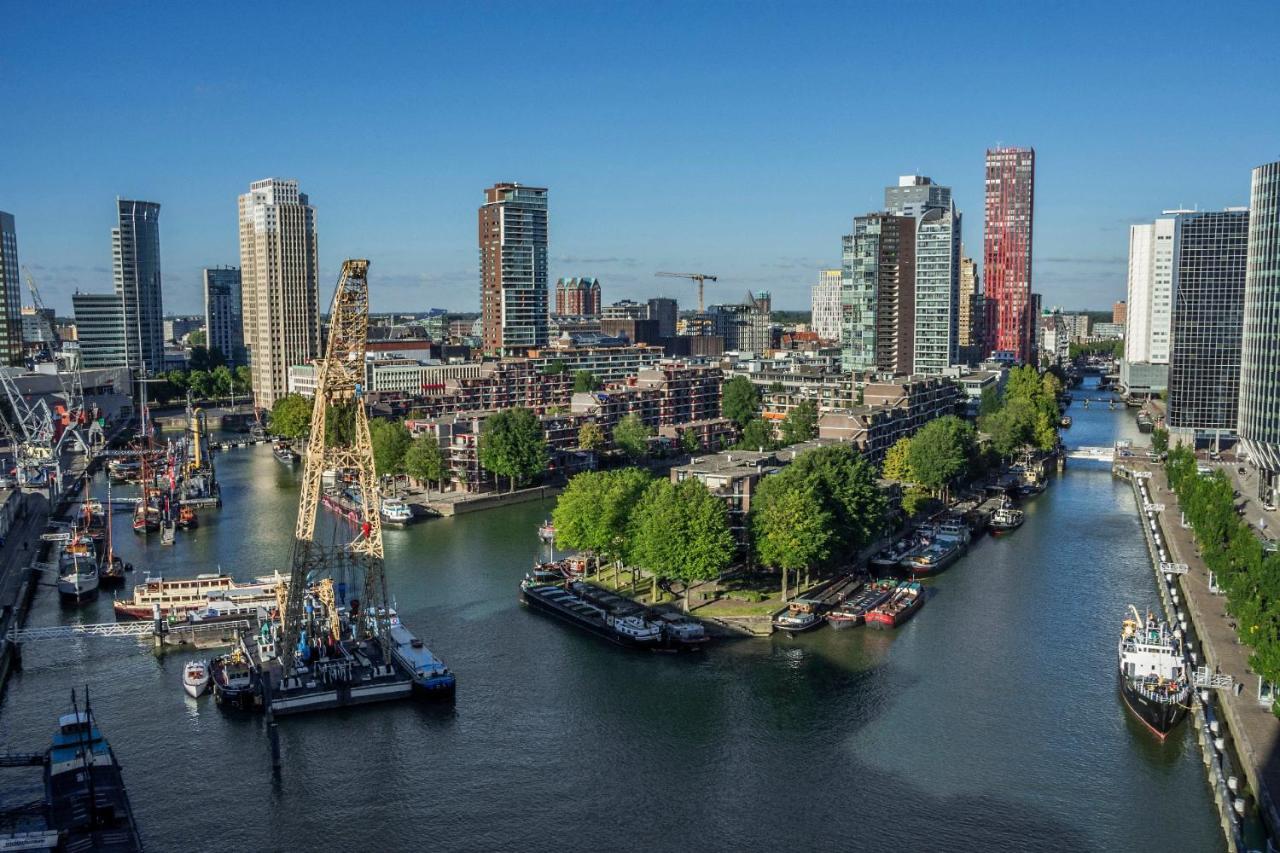 Hotel De Coaster & Aquarium Ponton Rotterdam Esterno foto